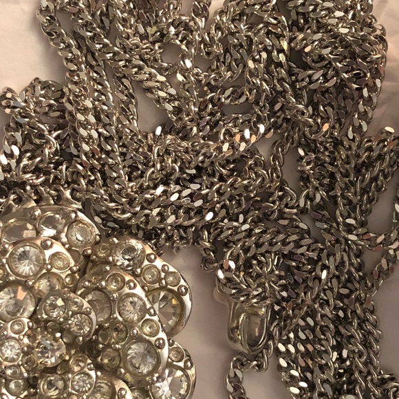 Authentic Chanel belt crystal rhinestone flower - Picture 5 of 13